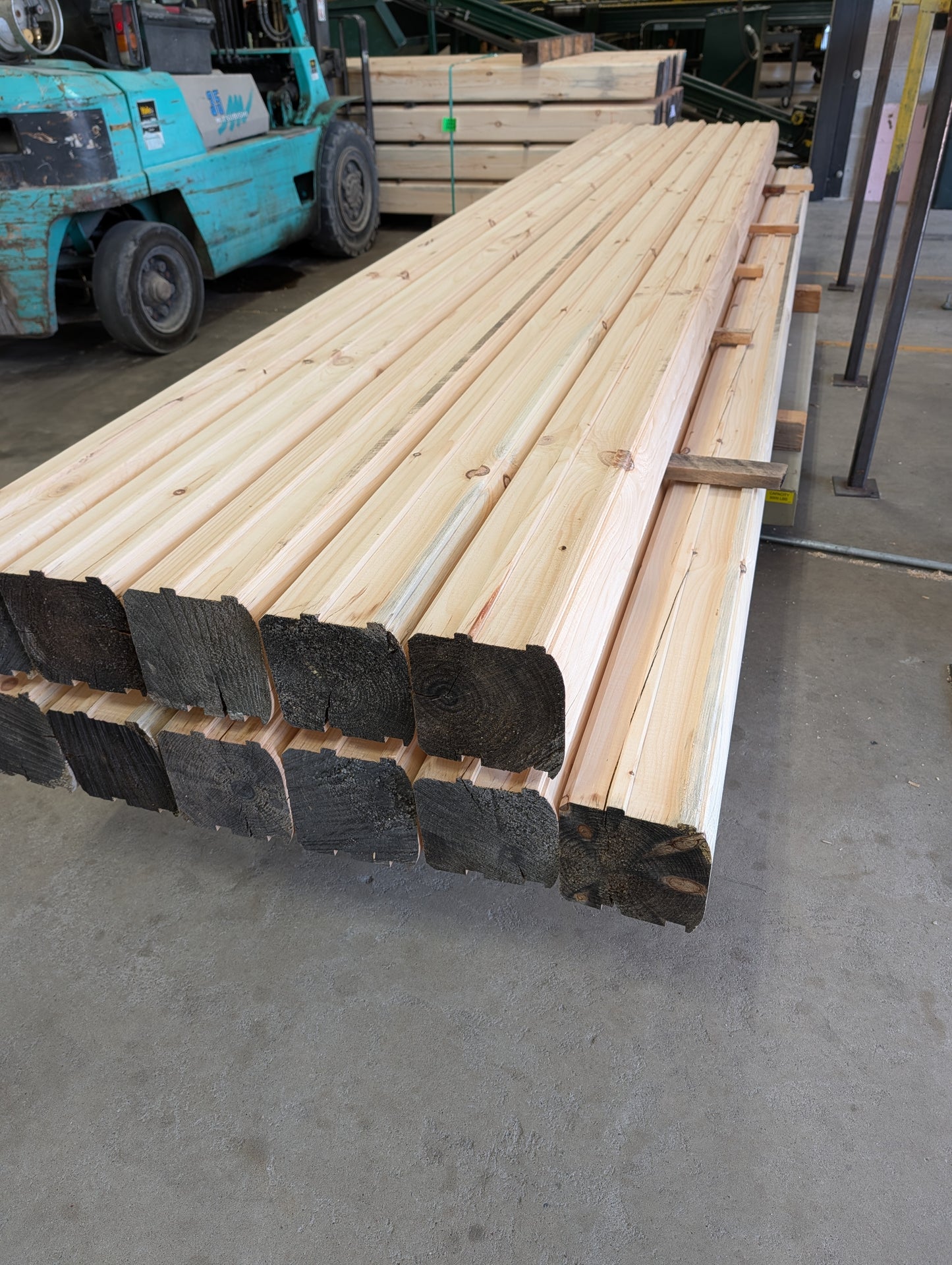 8" x 8" Double Tongue & Groove - Full Log - Semi-Smooth - #132